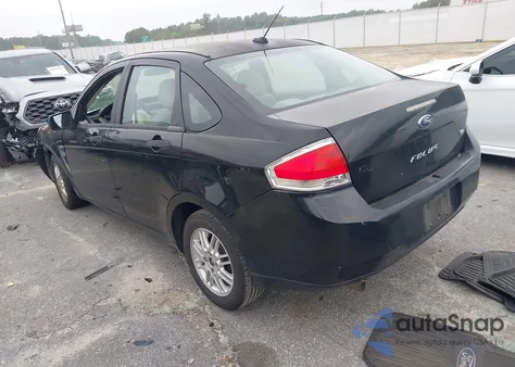 2008 Ford Focus Se/Ses z USA, uszkodzony, nr VIN 1FAHP35N78W148553